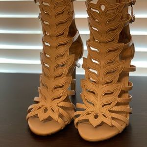Steve Madden 6.5 heels